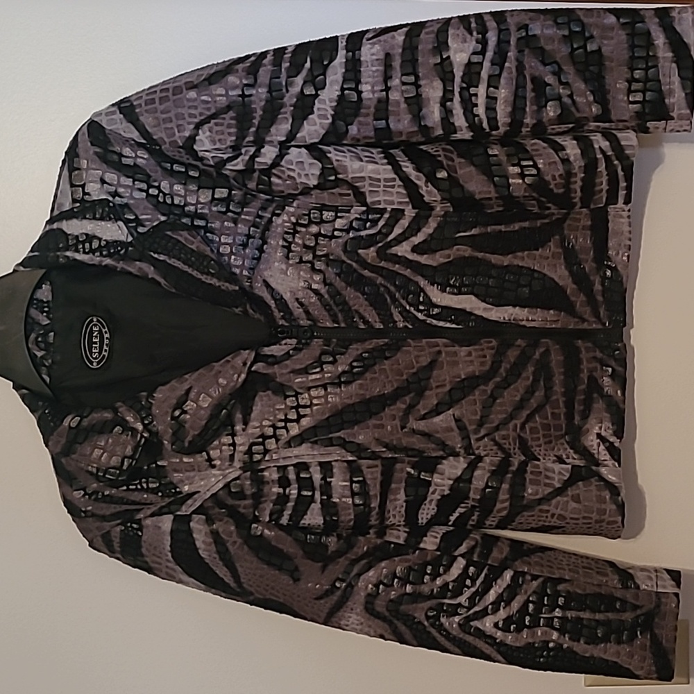 Selene Sport Black & Gray Snakeskin Look Zip Front Jacket